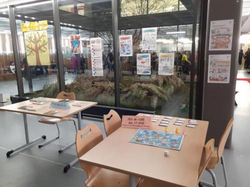 Le stand des éco-délégués lors des portes ouvertes.